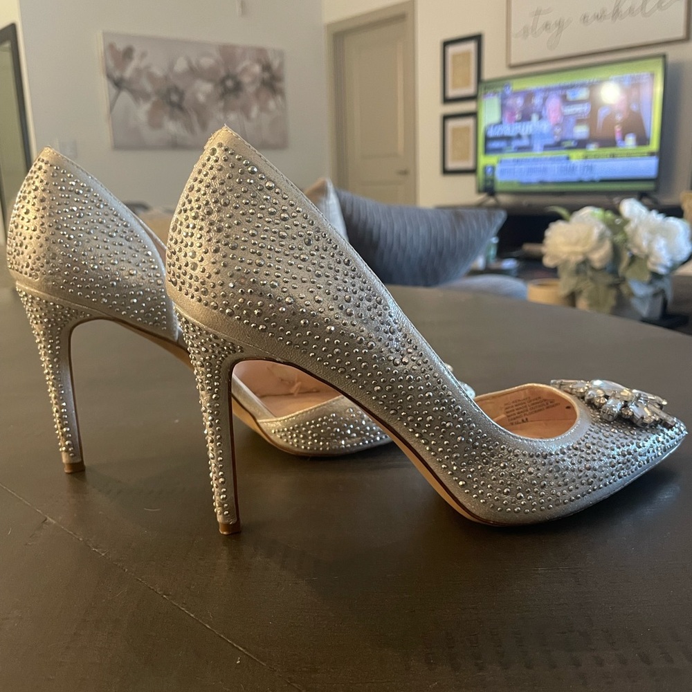I.N.C. Kenjay D’orsay Heels